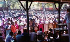 Derek dient in Sambia, 1984